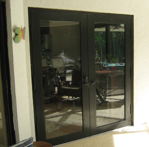 Paradise Glass and Mirror offers Window Replacement in Port Royal, FL